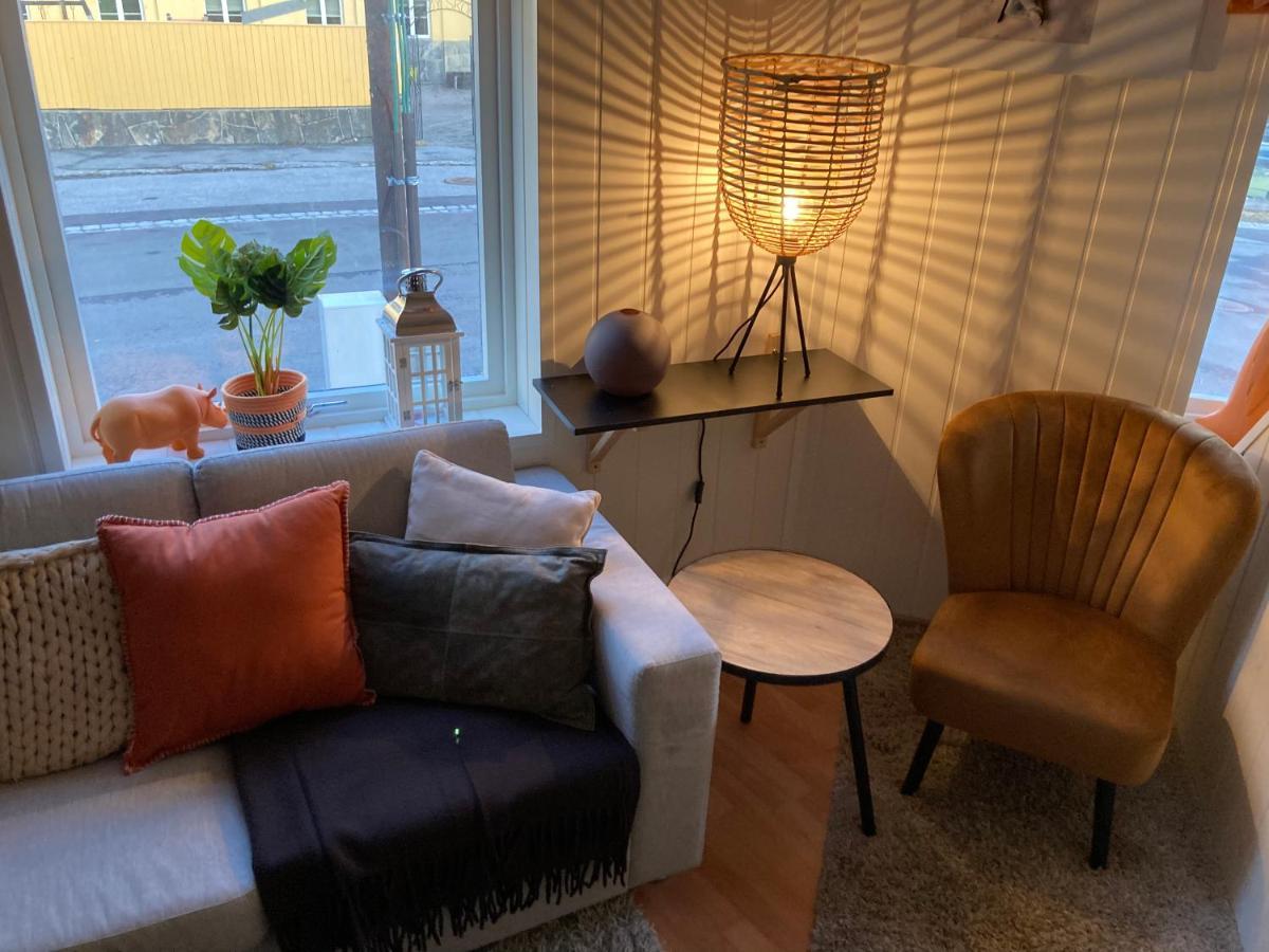 Downtown Historical House With Renovated Apartments Ålesund Exterior foto